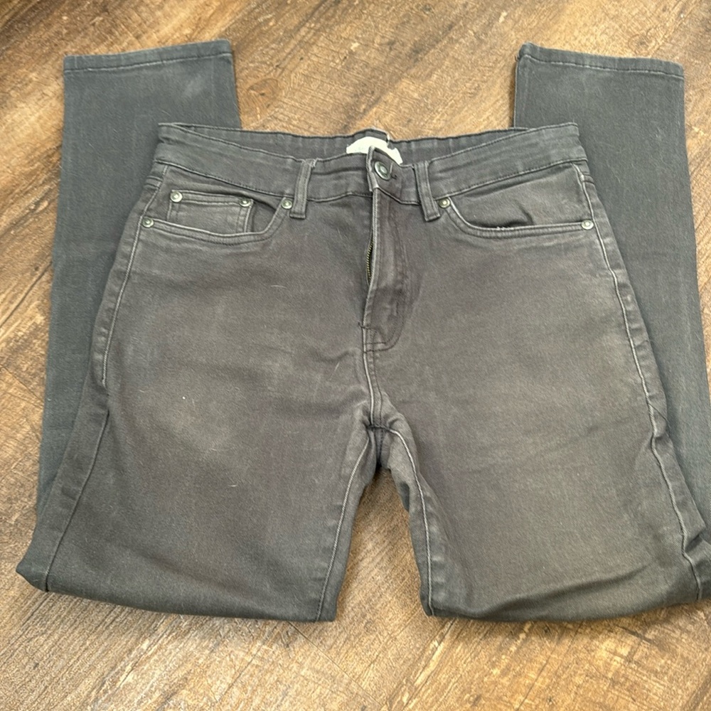 Stitches and Rivots 30x30 grey jeans